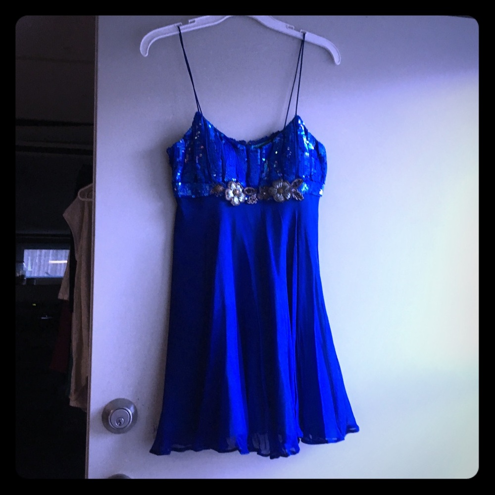 Party time! Great dress for clubbing!